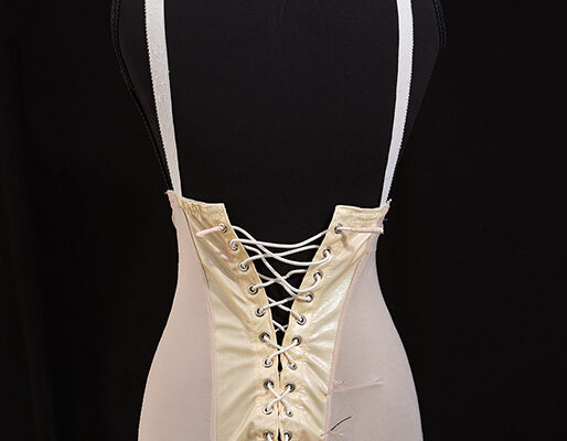 _lareign costume_PDC_10-25_03