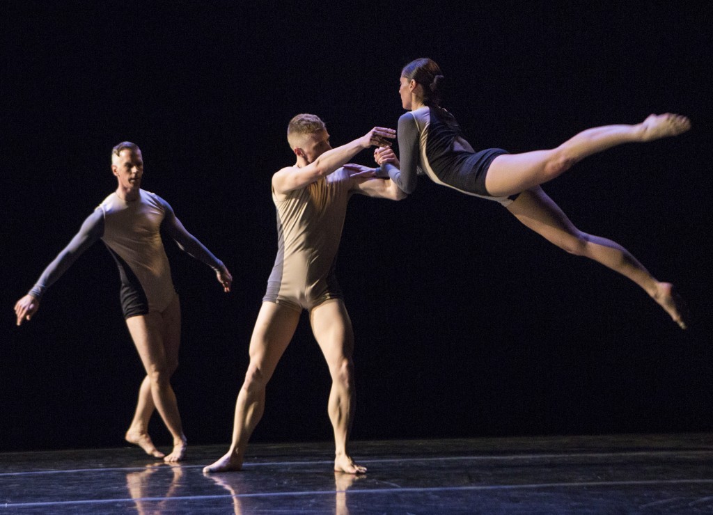 Stephen_Petronio_Company_2015_LOCO_Yi-Chun_Wu10